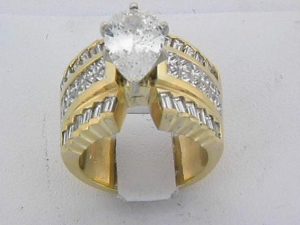 02218-LADIES RING