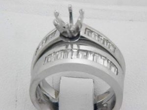 02724-ENGAGEMENT SET