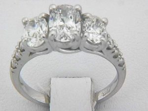 03150-LADIES RING