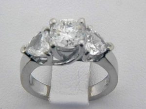 03304-LADIES RING