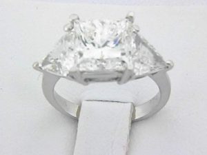 03404-LADIES RING