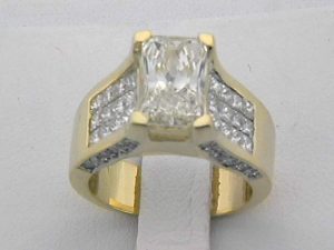 03448-LADIES RING