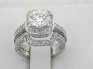 03657-ENGAGEMENT SET