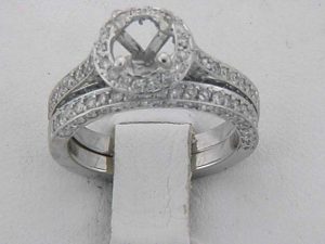 03916-ENGAGEMENT SET