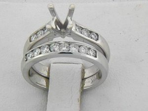 03993-ENGAGEMENT SET