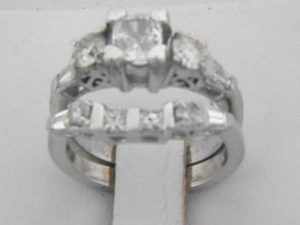 04435-ENGAGEMENT SET