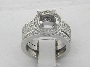 04538-ENGAGEMENT SET