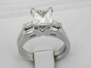 04606-ENGAGEMENT SET